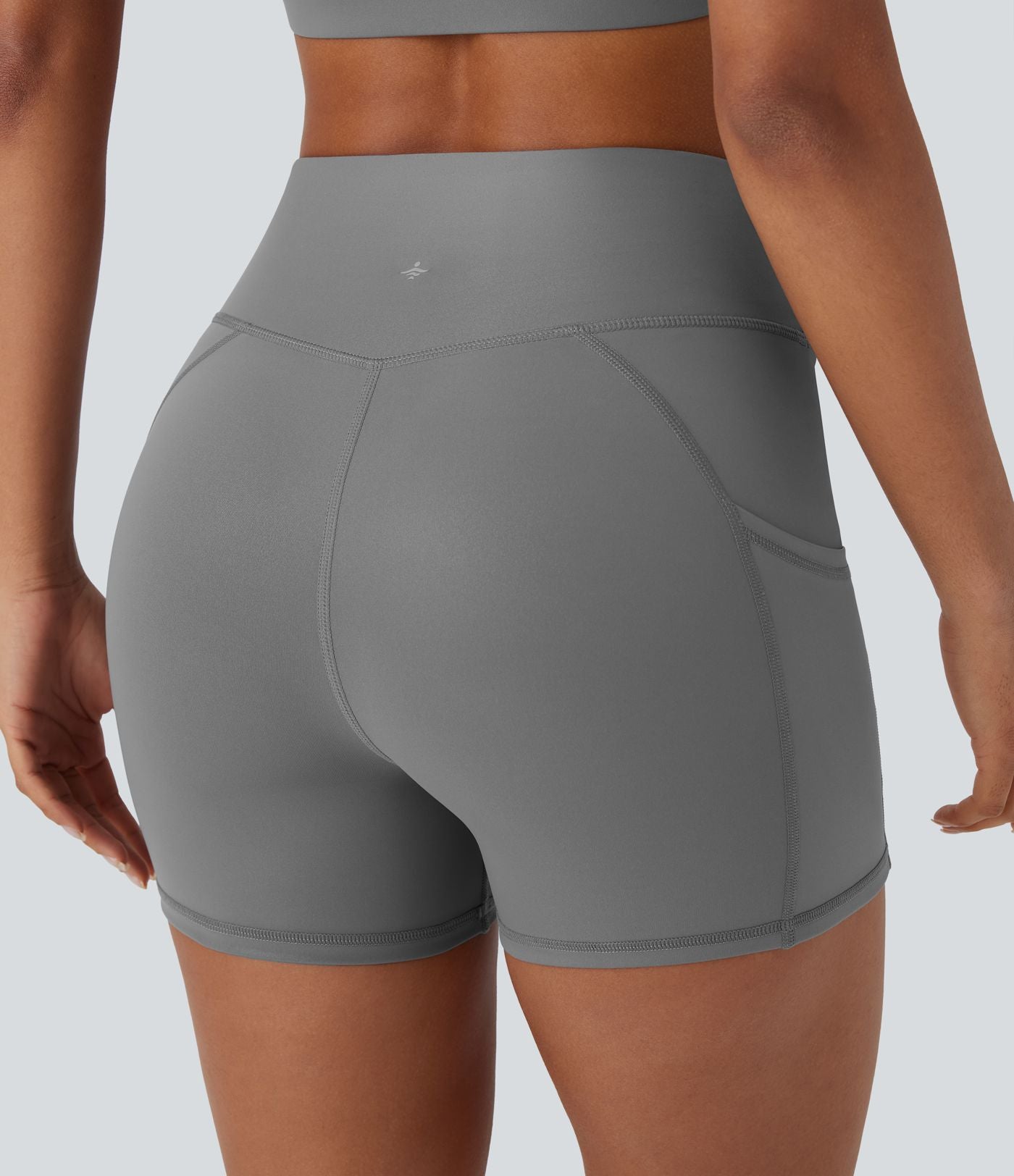 Short cycliste de yoga en similicuir à taille haute avec poches latérales 10 cm