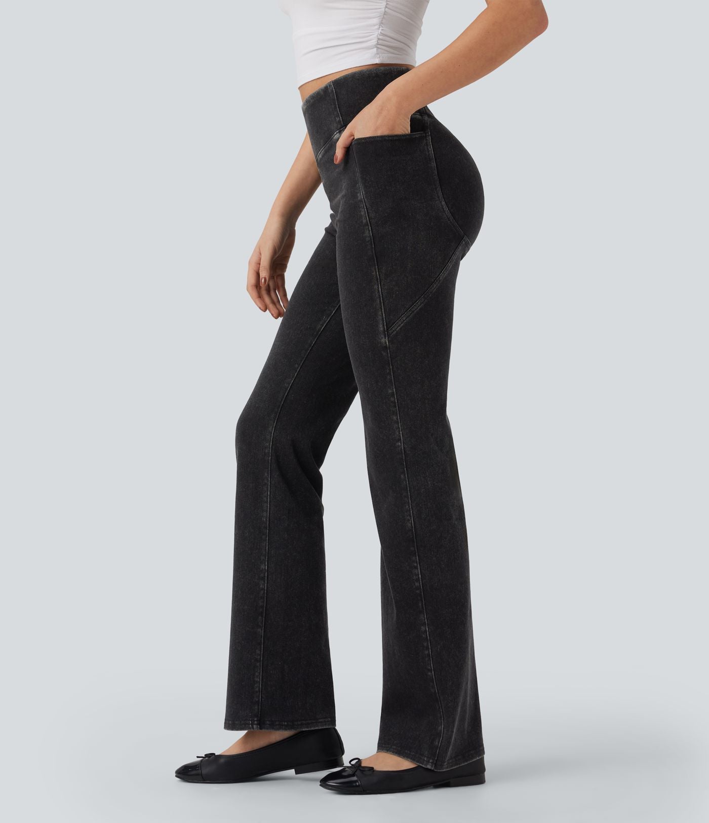 Jean décontracté à coupe bootcut gainant taille haute avec poches Halara Flex™