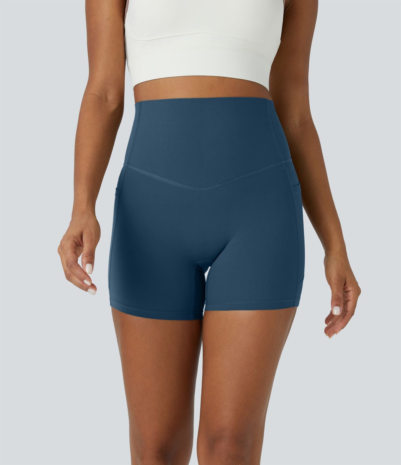 Short cycliste d'entraînement gainant taille haute UltraSculpt™ SoCinched à poches latérales 12,5 cm