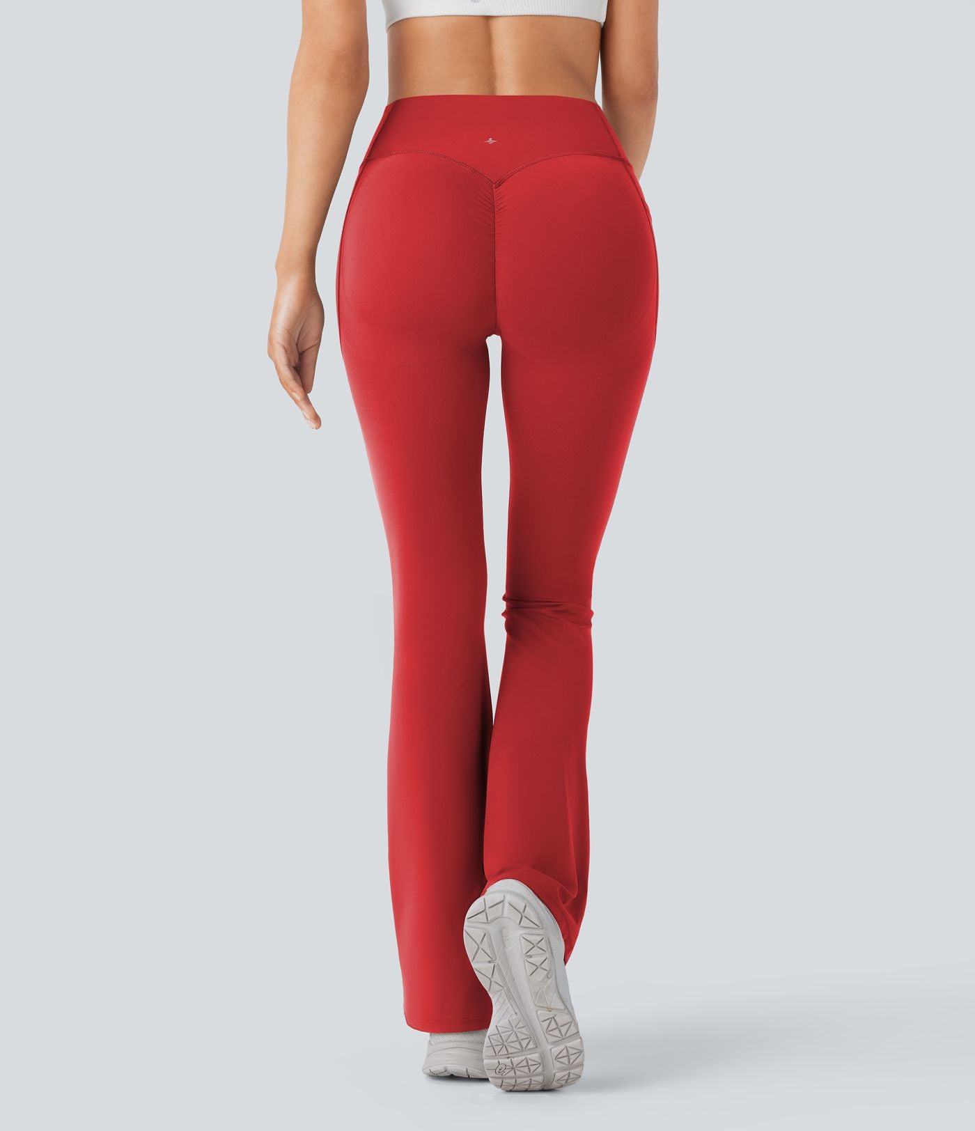 Pantalon de yoga à coupe bootcut gainant galbant taille haute avec effet scrunch et poches Halara UltraSculpt™