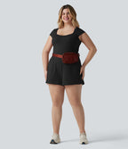 Combishort grande taille SoftlyZero™ Airy de yoga effet frais InstantCool col U à manches courtes couvrantes, avec poches, accès facile Easy Peasy