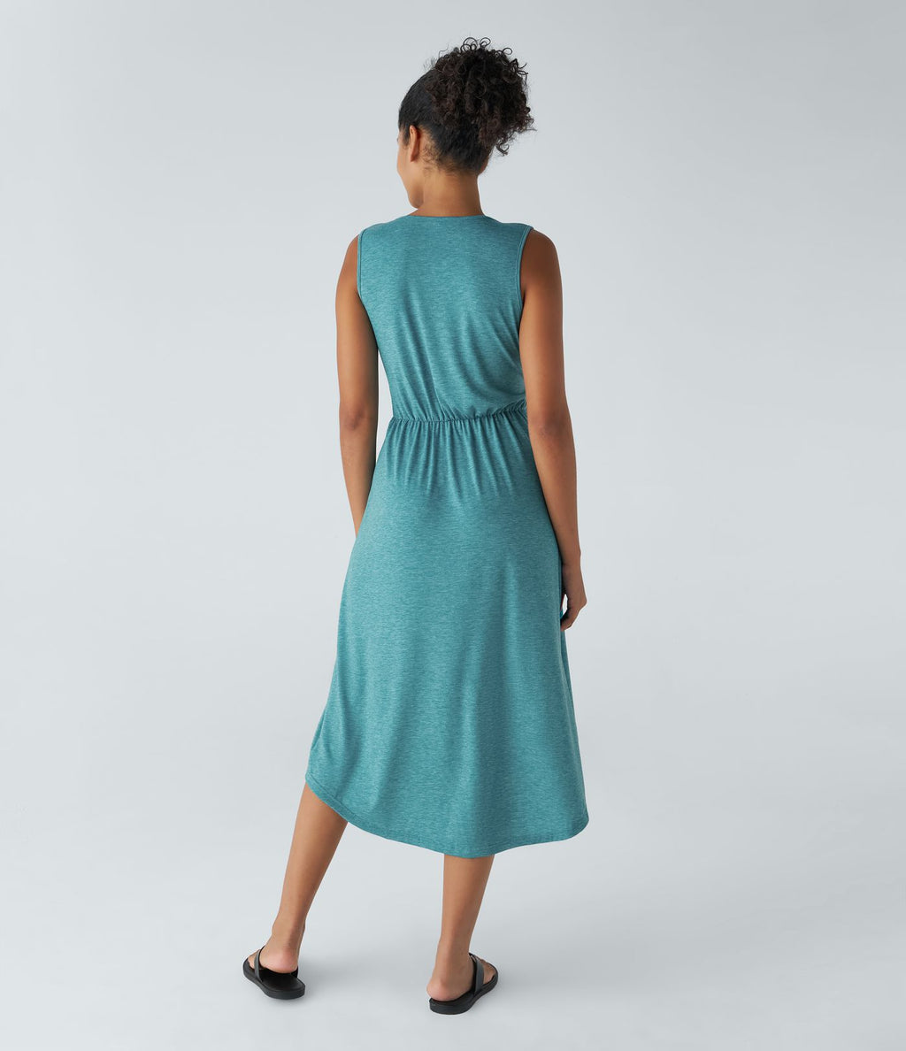 Robe Mi-Longue Plissée Décolleté Plongeant Sans Manches Haut Bas Ourlet Croisé