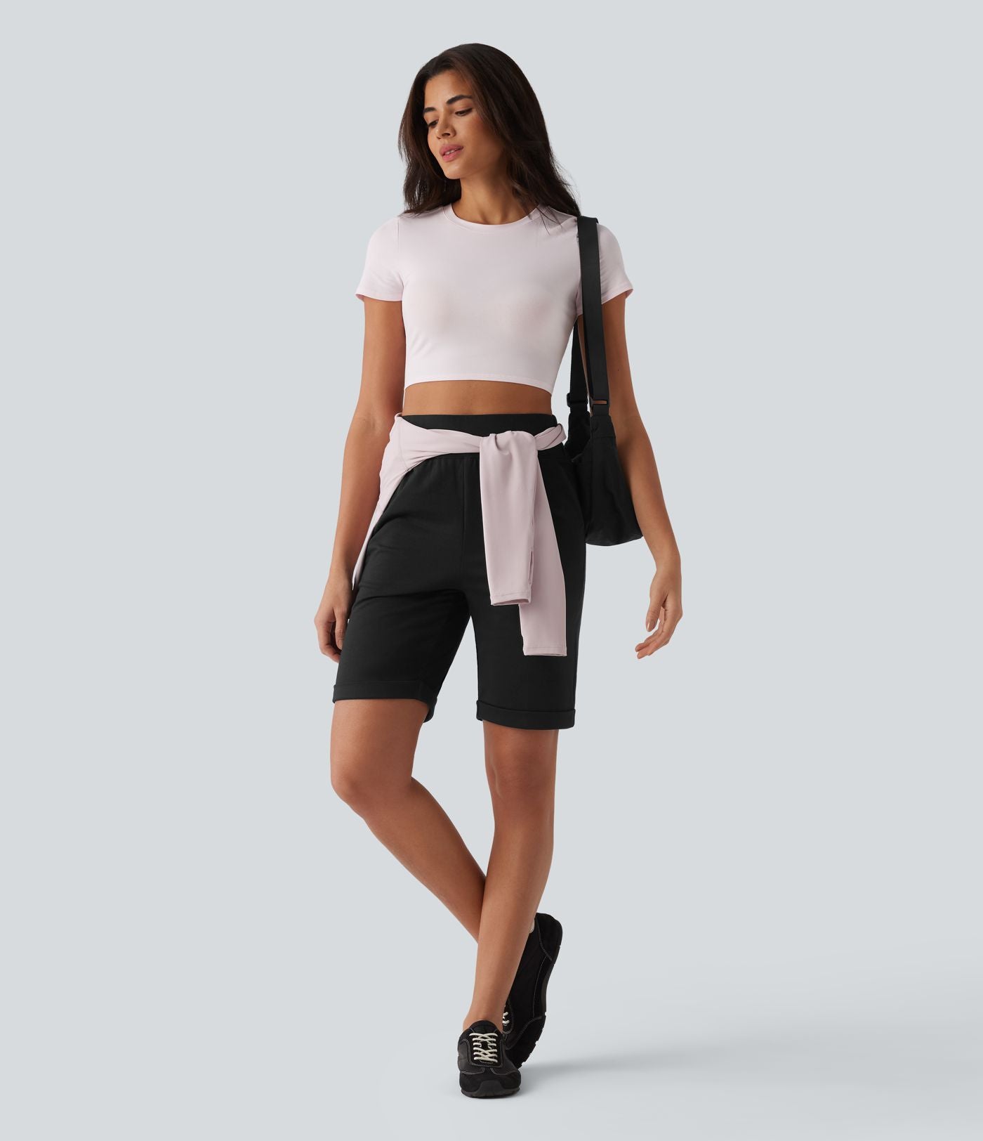 Short sweat décontracté taille haute à ourlet roulé avec poches