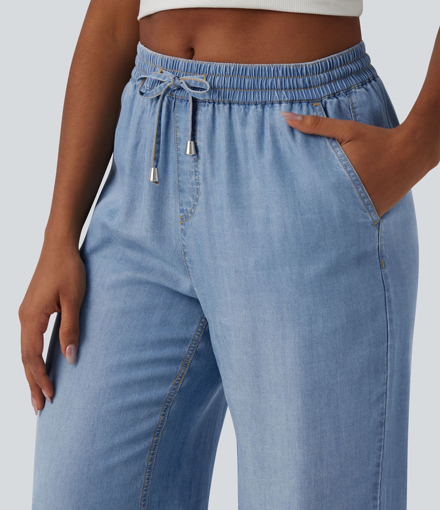 Jean large décontracté drapé taille mi-haute en lyocell avec cordon de serrage et poches