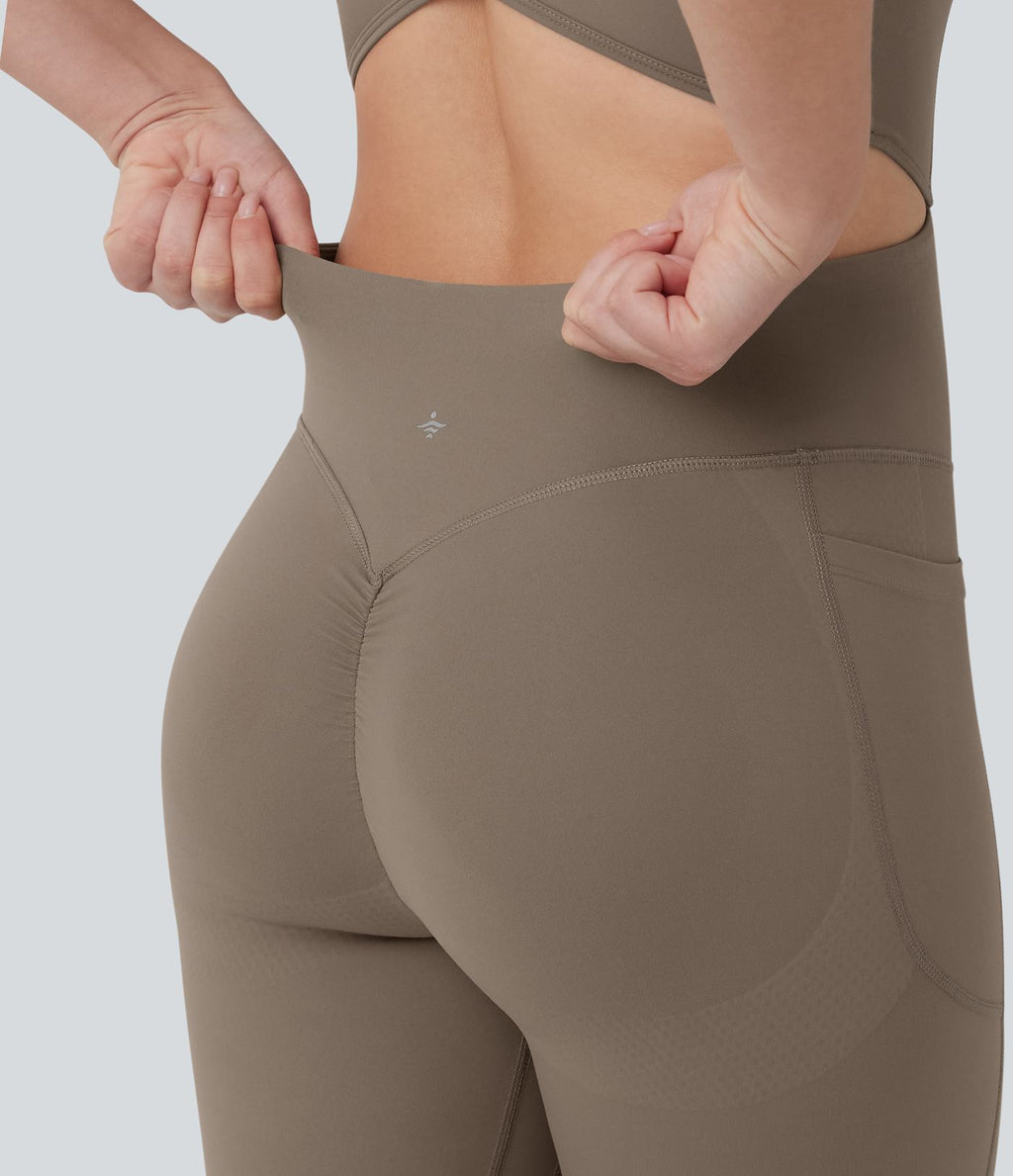 Combinaison d'entraînement Halara UltraSculpt™ évasée dos nu croisé gainante galbante avec fronces et coussinets fixes avec poches - Easy Peasy