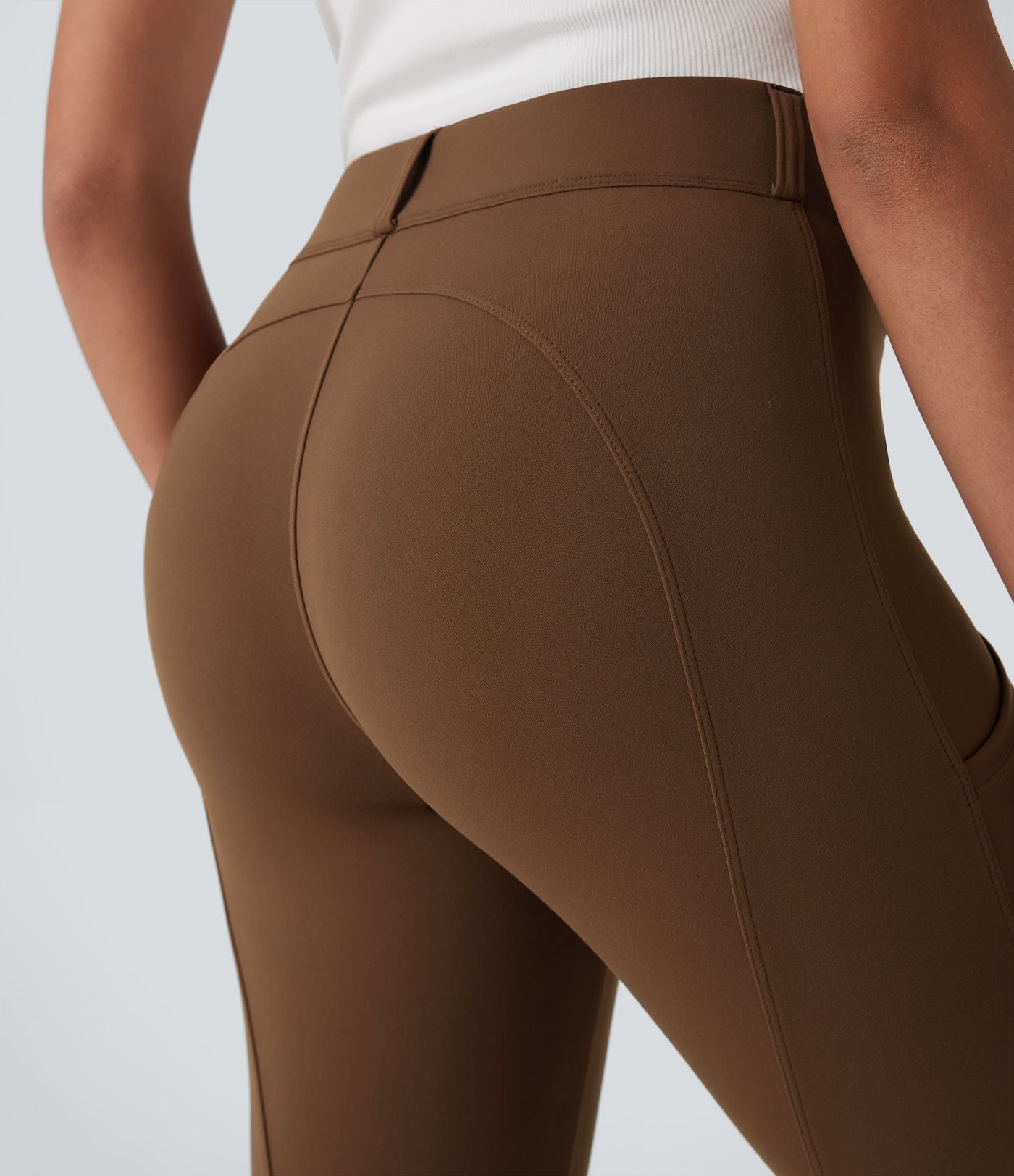 Pantalon ajusté taille haute effet daim contrastant DayStretch avec poches