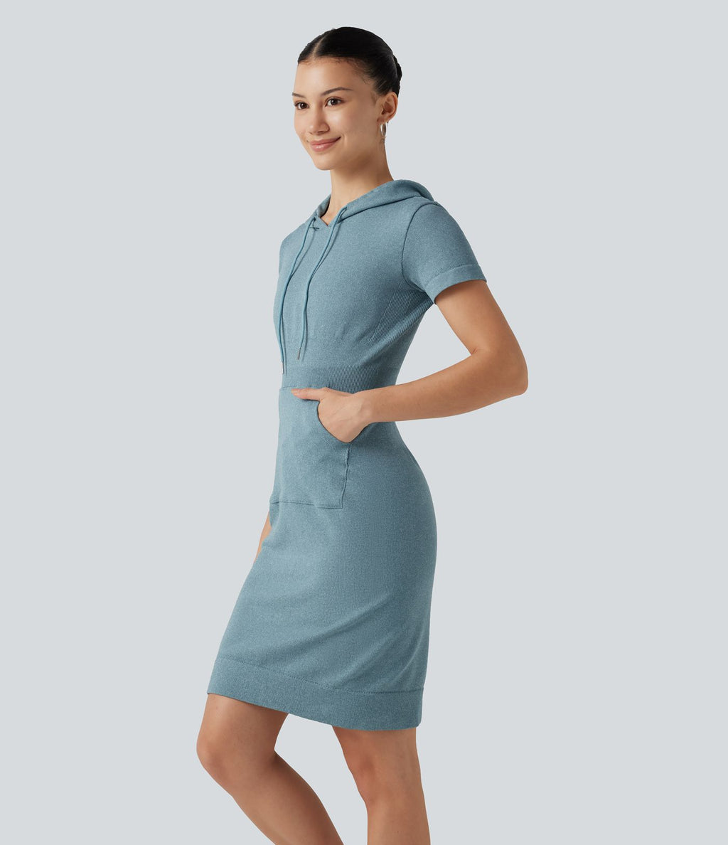 Robe mini moulante OneForm Seamless Flow à capuche avec cordon de serrage, manches courtes et poche