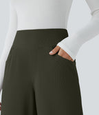 Pantalon tailleur large gainant taille haute en micro-gaufré avec poches Halara Flex™