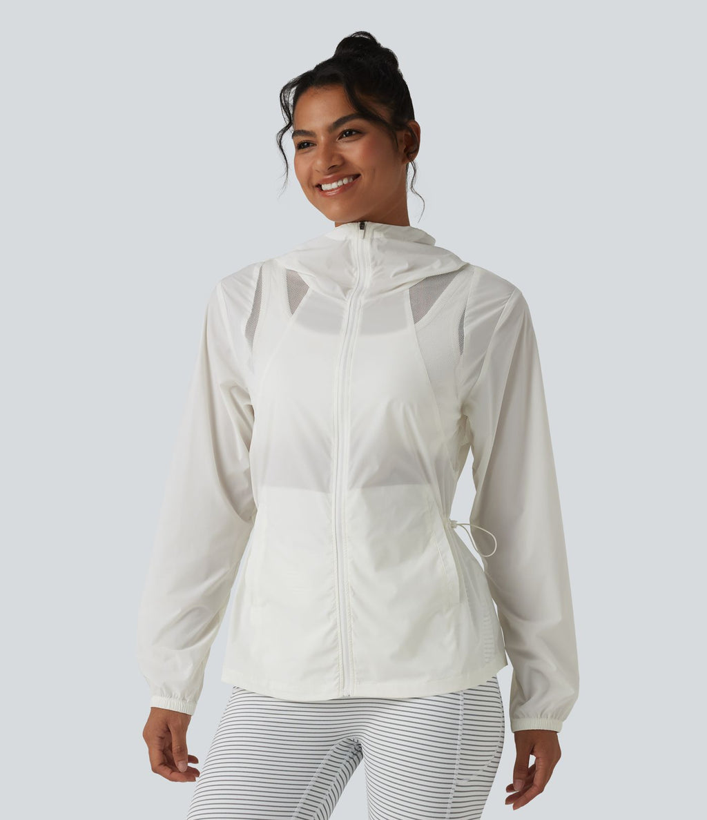 Veste de sport à capuche avec mesh contrasté, cordon de serrage et poches