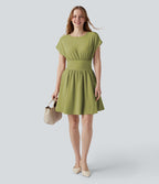 Robe de travail mini Breezeful™ manches chauve-souris courtes fluide séchage rapide avec poches latérales