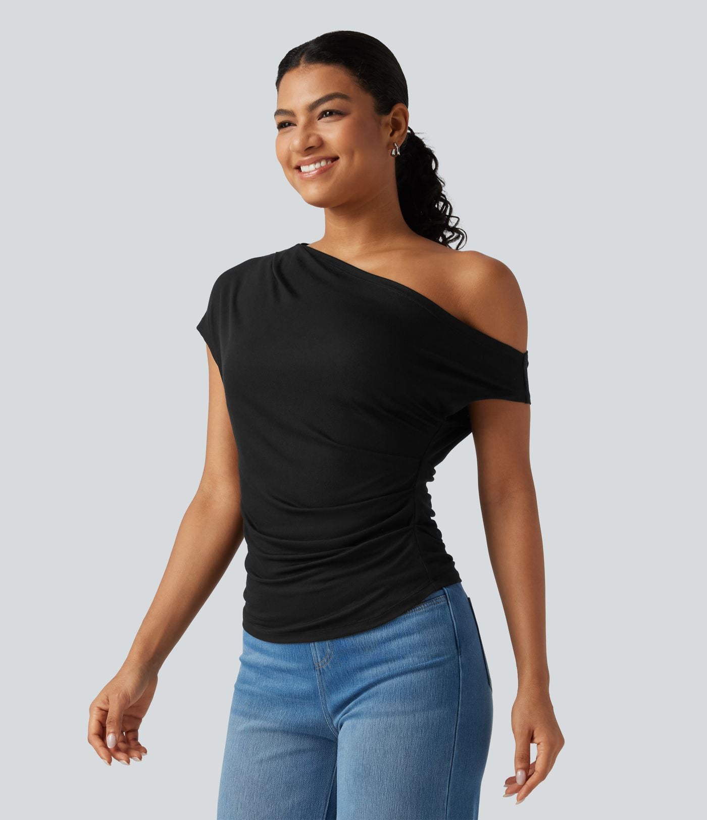 T-shirt côtelé asymétrique avec fronces et coussinets amovibles