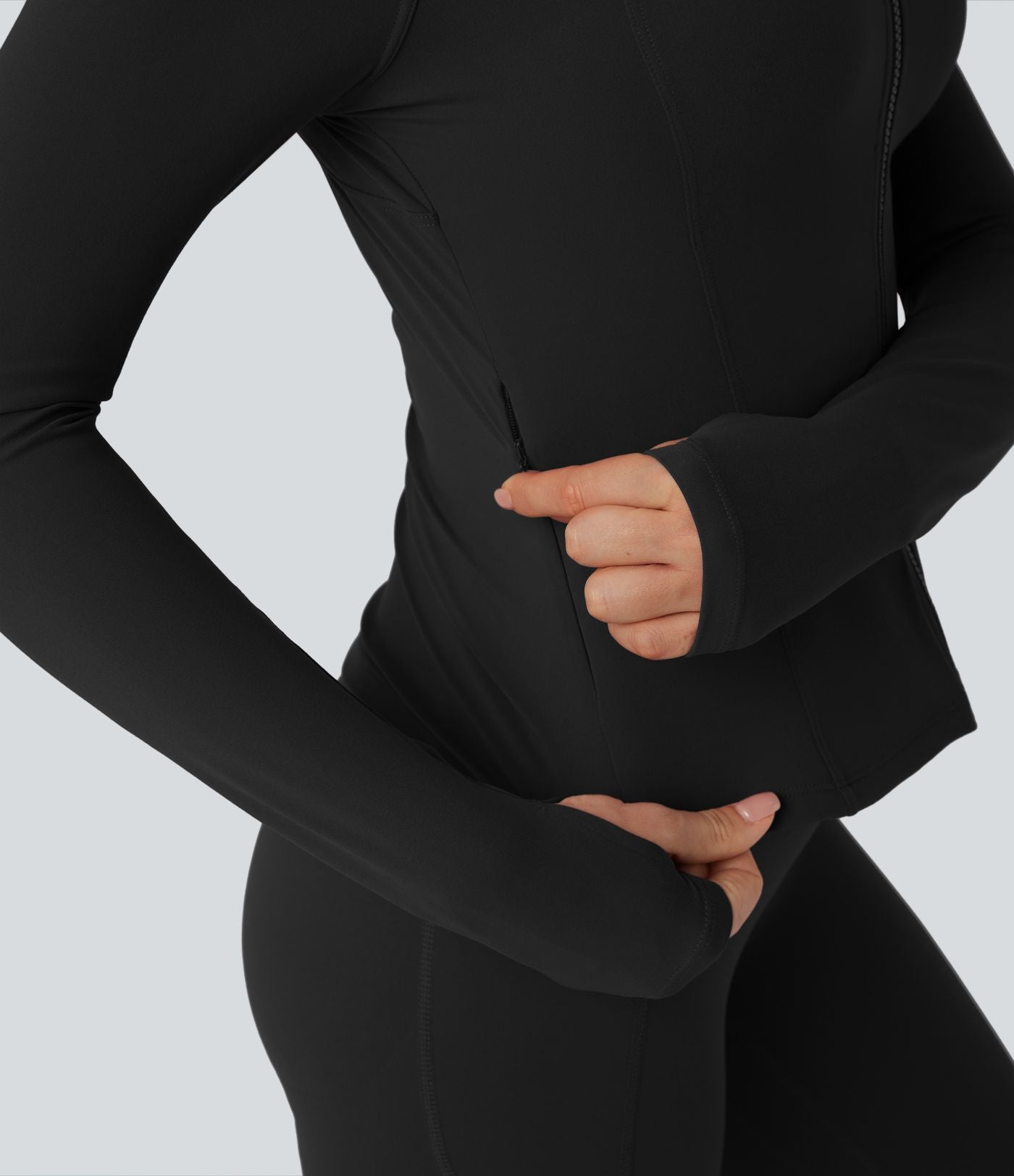 Veste yoga col montant à manches longues avec passants pouces Halara UltraSculpt™ avec poches