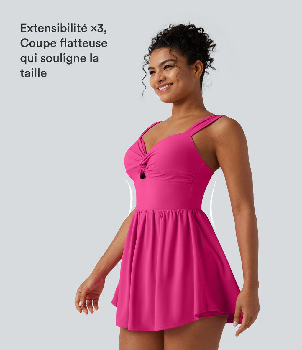 Robe casual micro-mini 2-en-1 avec brassière intégrée et décolleté cœur en SoftlyZero™ Plush avec poche - Édition Easy Peasy