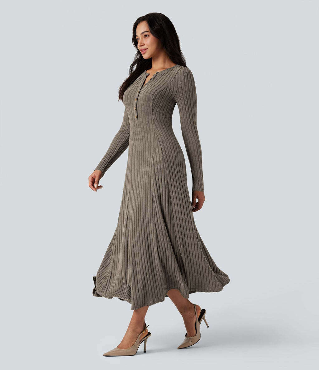 Robe longue fluide maille côtelée col henley manches longues