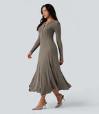 Robe longue fluide maille côtelée col henley manches longues