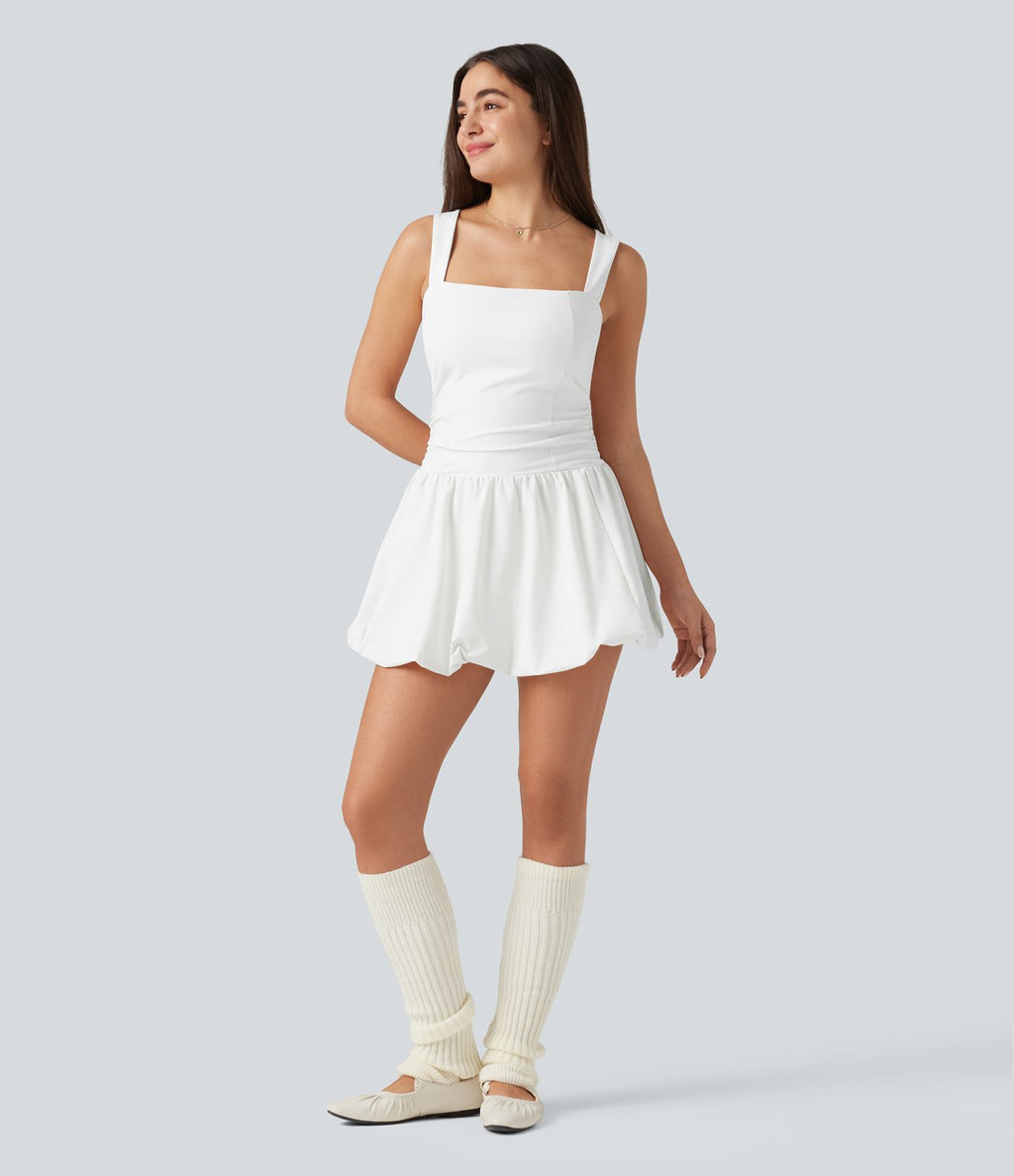 Robe sport 2-en-1 mini bulle sans manches à col carré et soutien-gorge intégré avec poches - Édition Easy Peasy