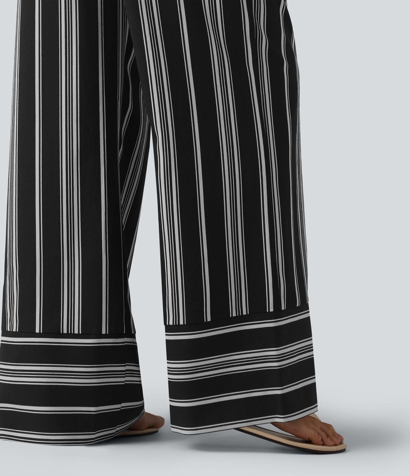 Pantalon large taille haute à rayures avec ceinture et poches
