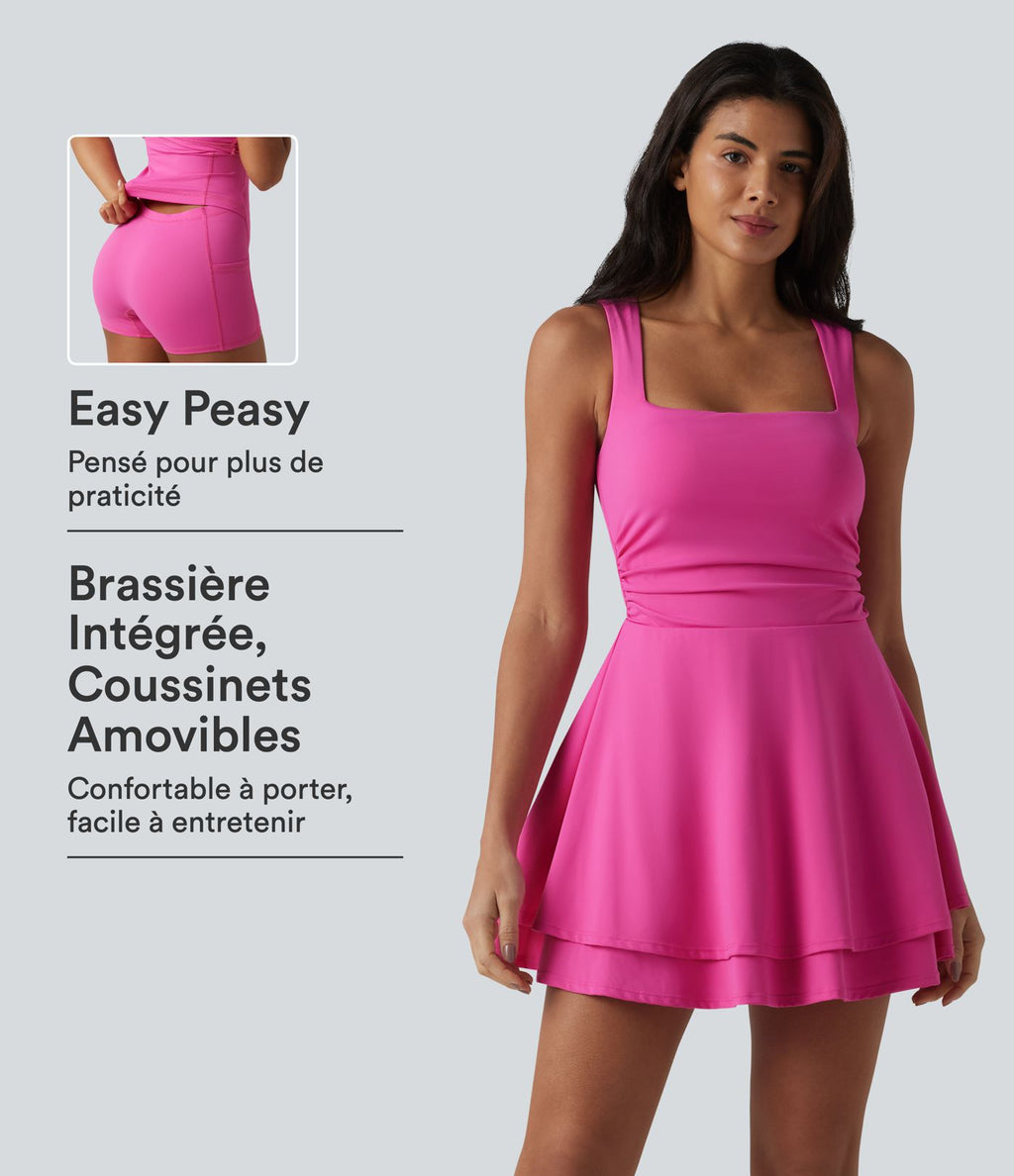 Robe-short de yoga SoftlyZero™ Airy effet frais InstantCool mini effet superposé à encolure carrée avec poches et accès facile Easy Peasy