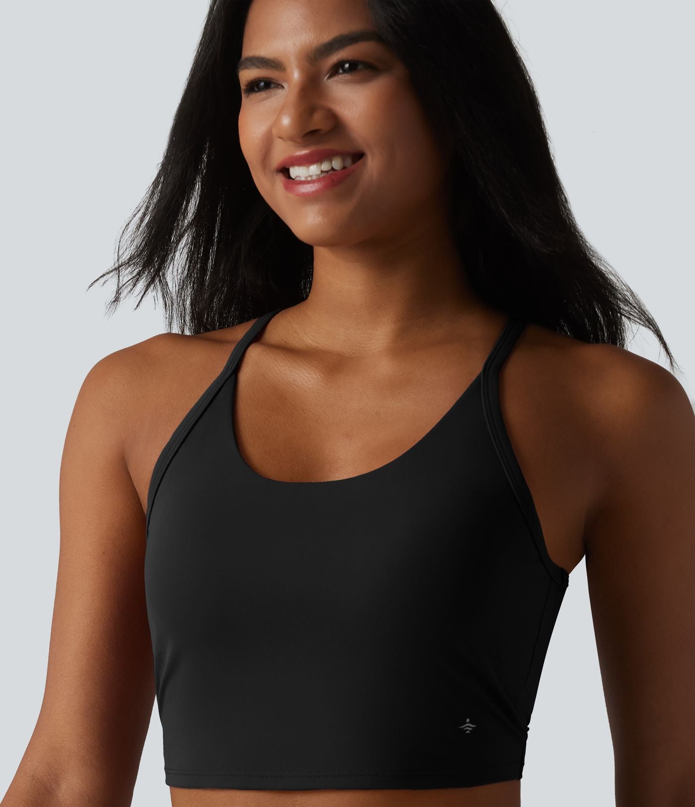 Débardeur de yoga SoftlyZero™ en peluche douce, dos torsadé découpé, col en U et soutien-gorge intégré
