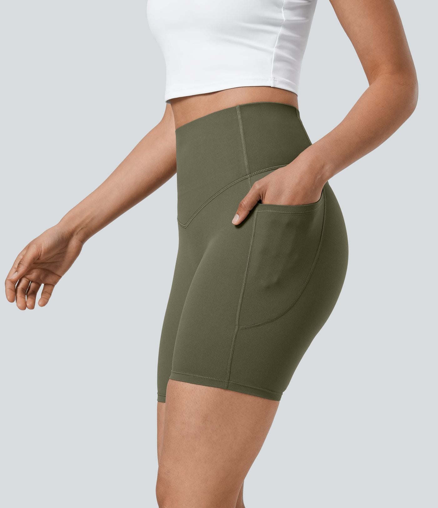 Short cycliste 17,5 cm d'entraînement gainant taille haute avec poches Halara UltraSculpt™