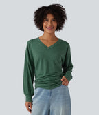 T-shirt décontracté à col V, manches longues et fronces, coupe ample