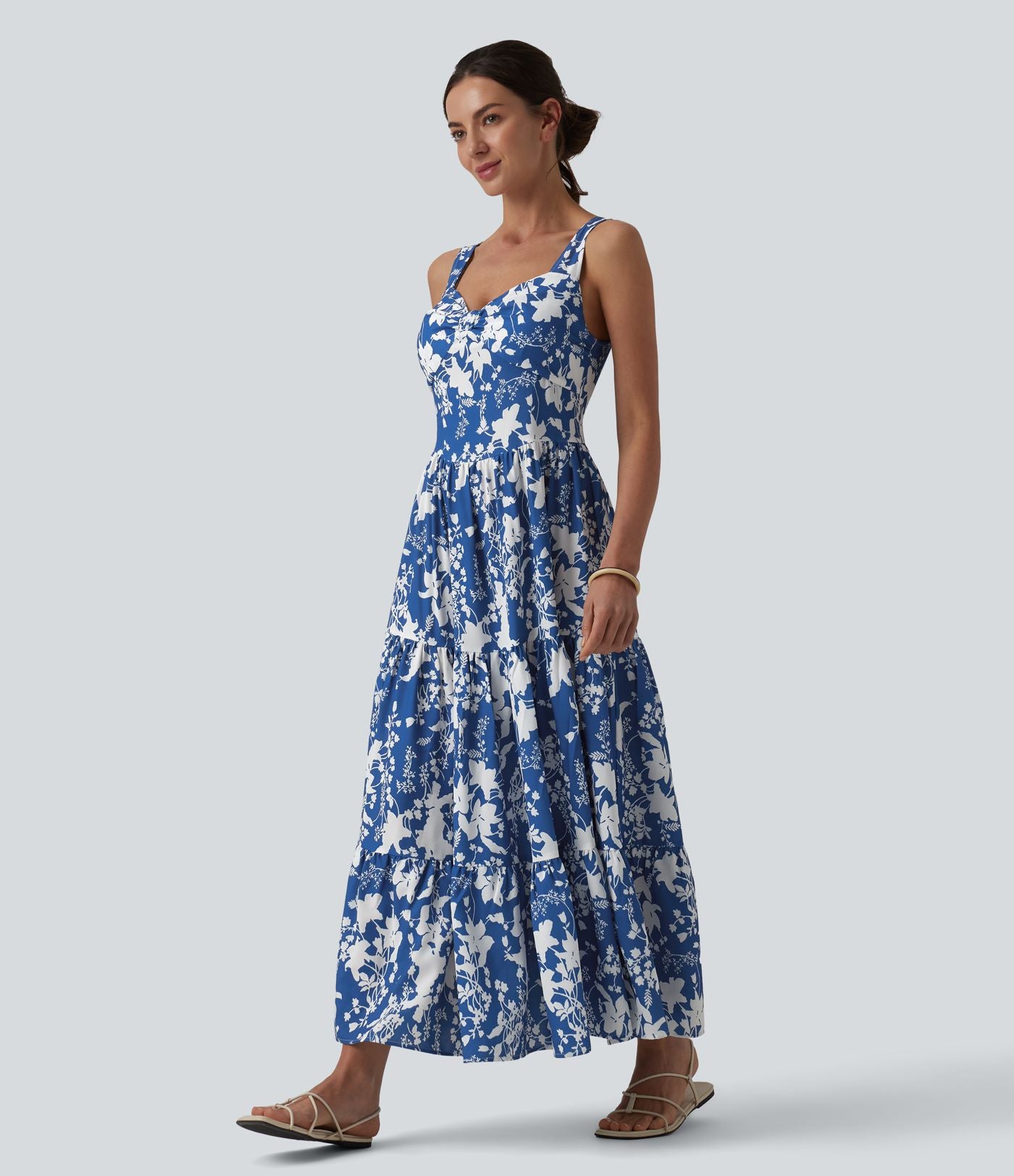Robe longue resort décolleté cœur sans manches imprimé floral avec laçage