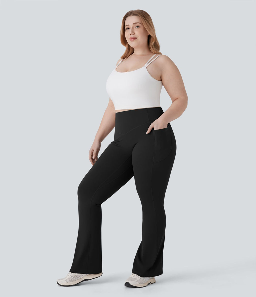 Pantalon de yoga à coupe bootcut gainant galbant taille haute grande taille avec effet scrunch et poches Halara UltraSculpt™