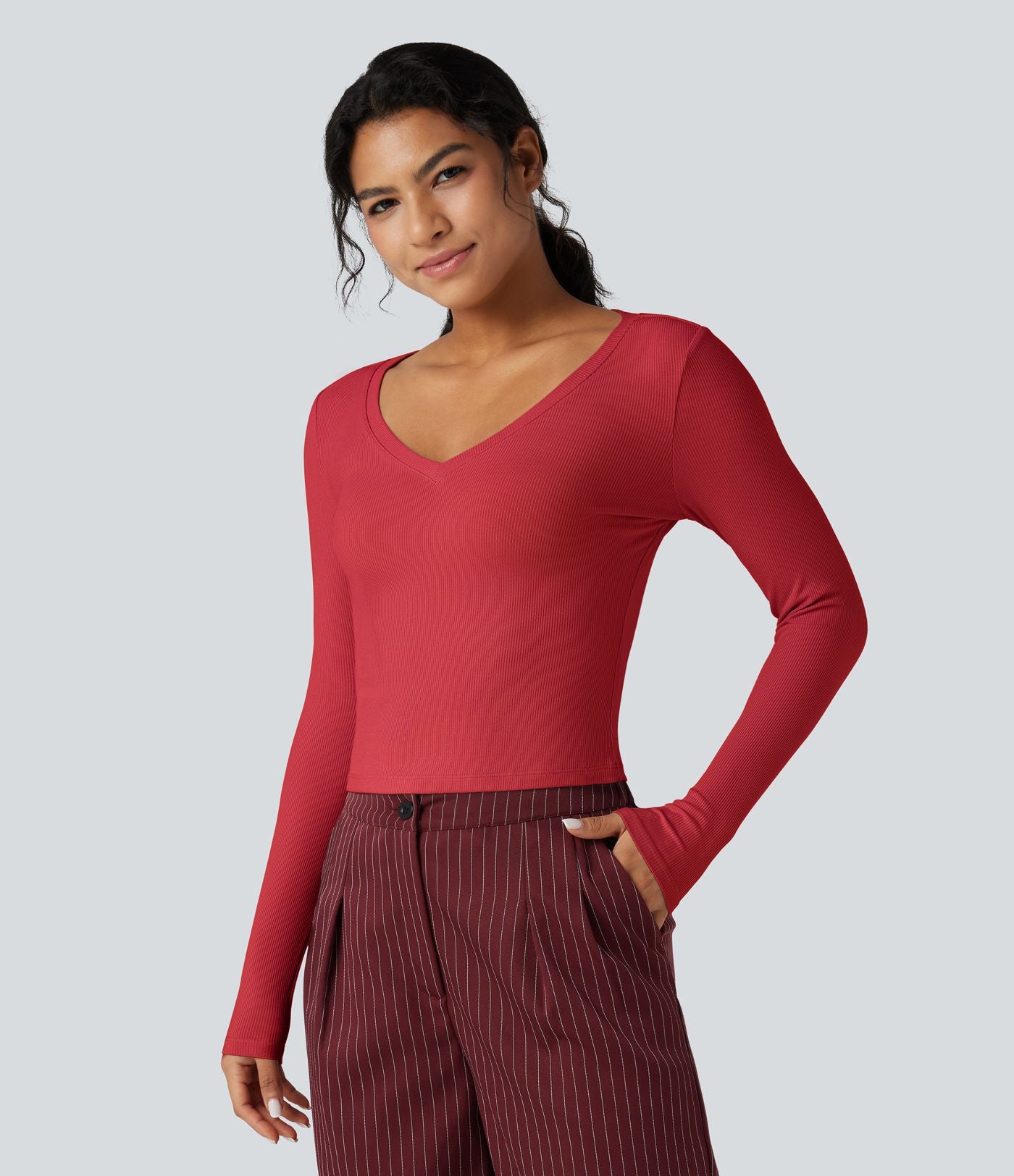 T-shirt tailleur côtelé court col V manches longues