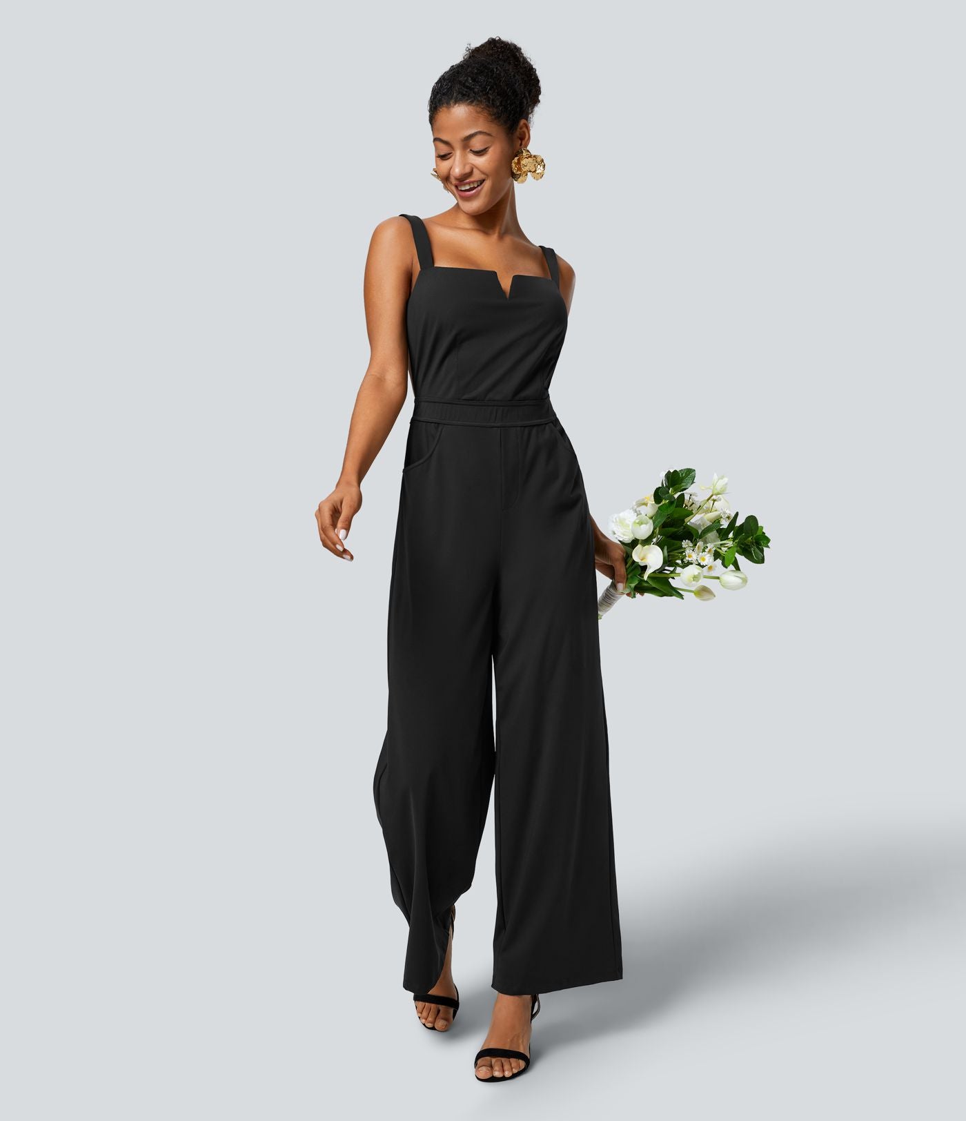 Combinaison SoftlyZero™ Airy invitée de mariage et demoiselle d'honneur dos nu avec nœud au dos, poches latérales effet frais InstantCool