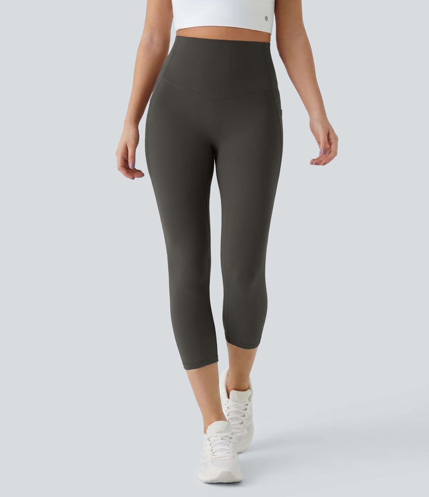 Legging corsaire d'entraînement gainant taille haute avec poches Halara UltraSculpt™