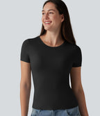 T-shirt décontracté col rond échancré à manches courtes avec soutien-gorge intégré bonnets B-DD