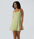 Robe SoftlyZero™ Airy mini d'activité à dos nu avec découpes 2-en-1 avec poches et effet frais InstantCool, protection solaire UPF50+