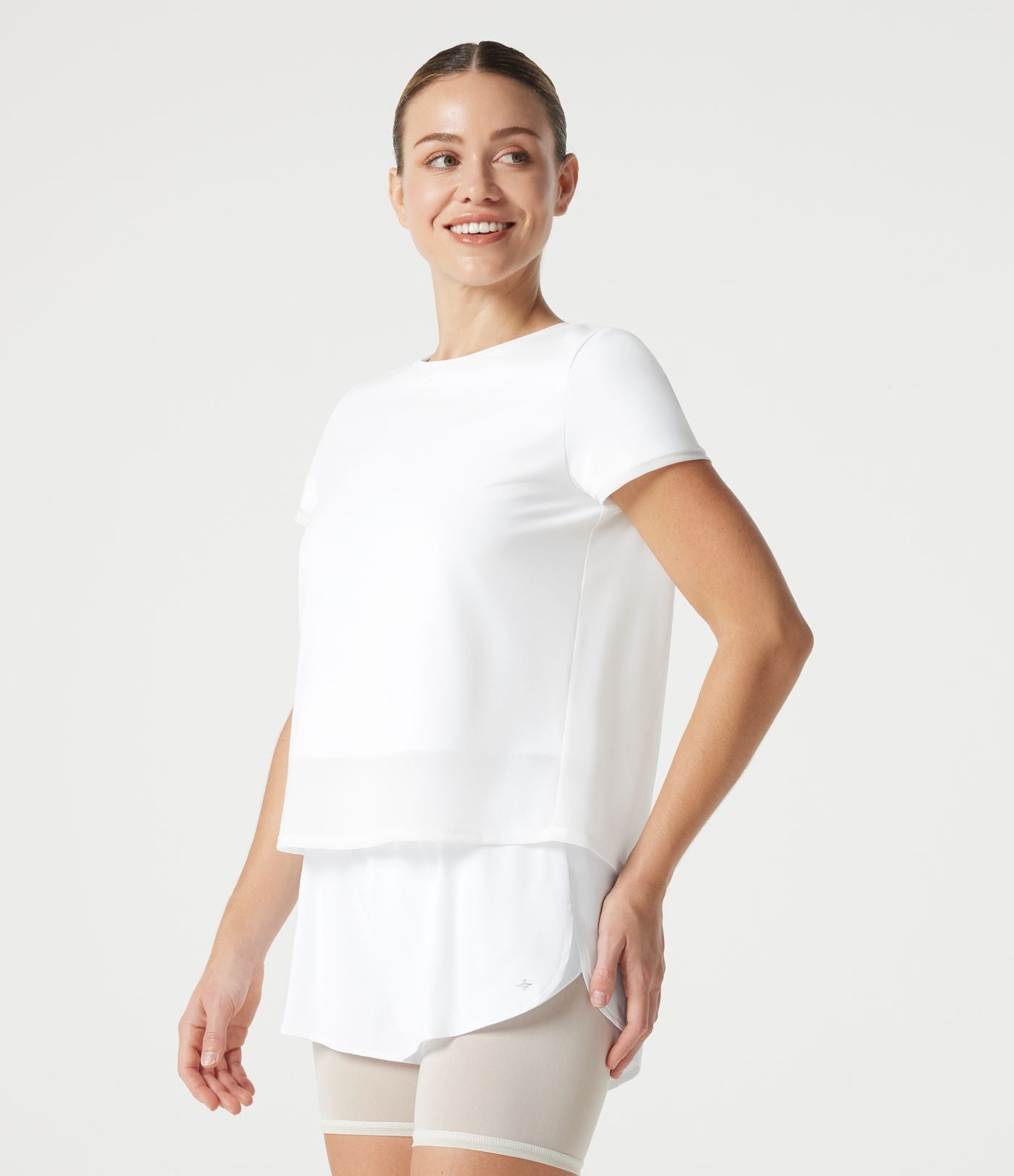 Haut sport SoftlyZero™ Airy effet frais InstantCool à col rond avec superposition en mesh, protection solaire UPF50+