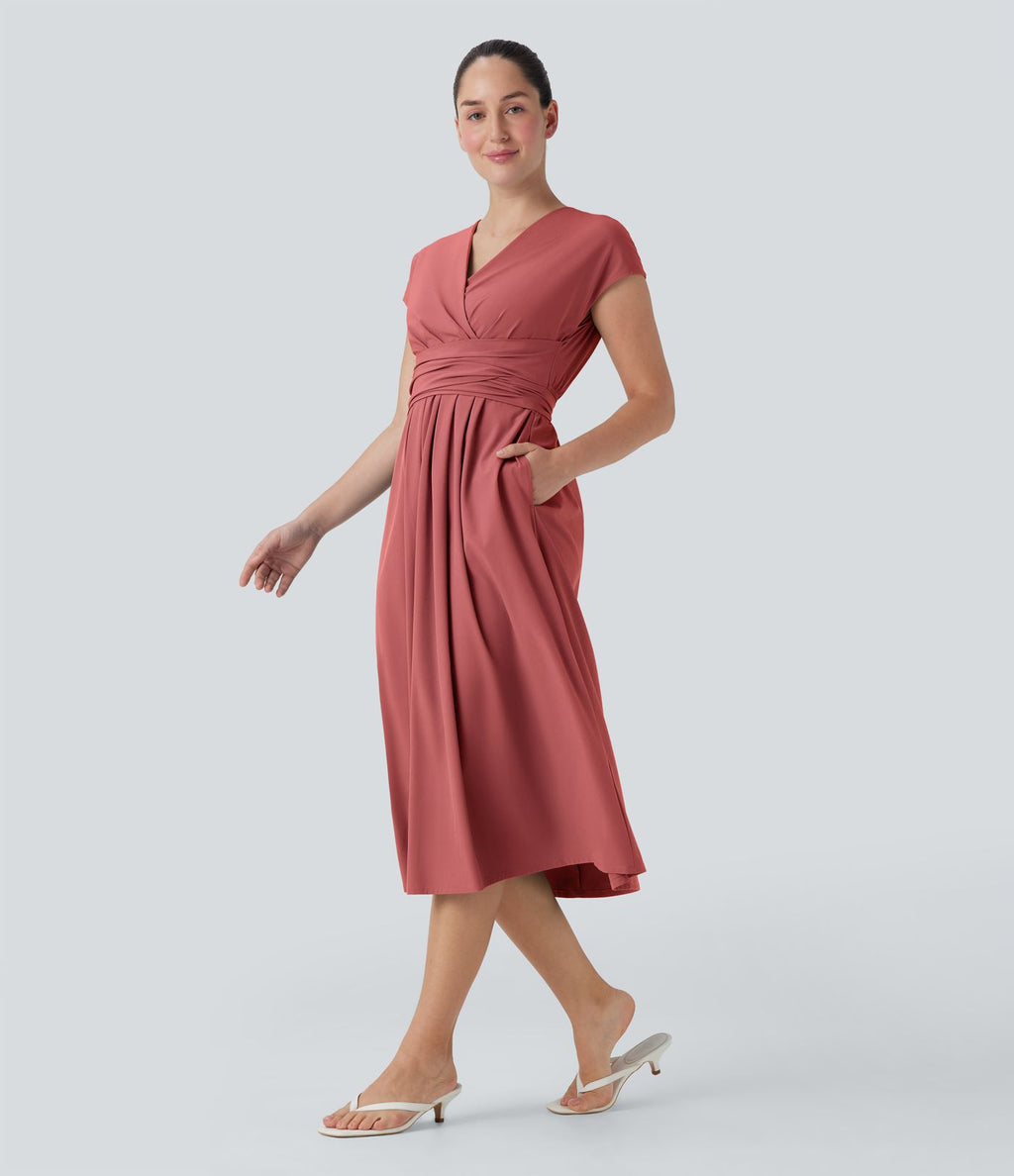 Robe midi Breezeful™ col V manches courtes à liens dans le dos séchage rapide avec poches latérales