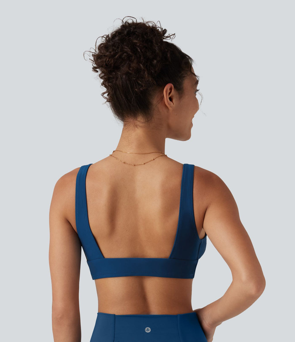 Haut de bikini à décolleté en V profond avec brassière intégrée