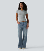 T-shirt Halara décontracté en jersey de coton, col Henley, manches courtes, coupe ultra-ajustée