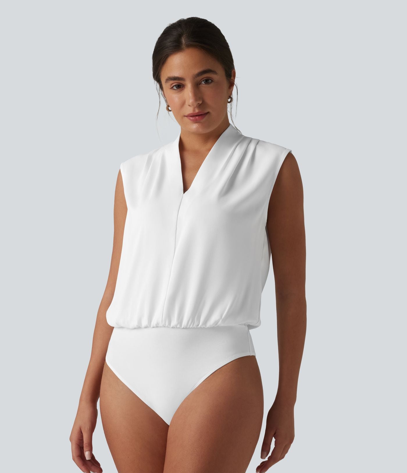 Body tailleur sans manches col V