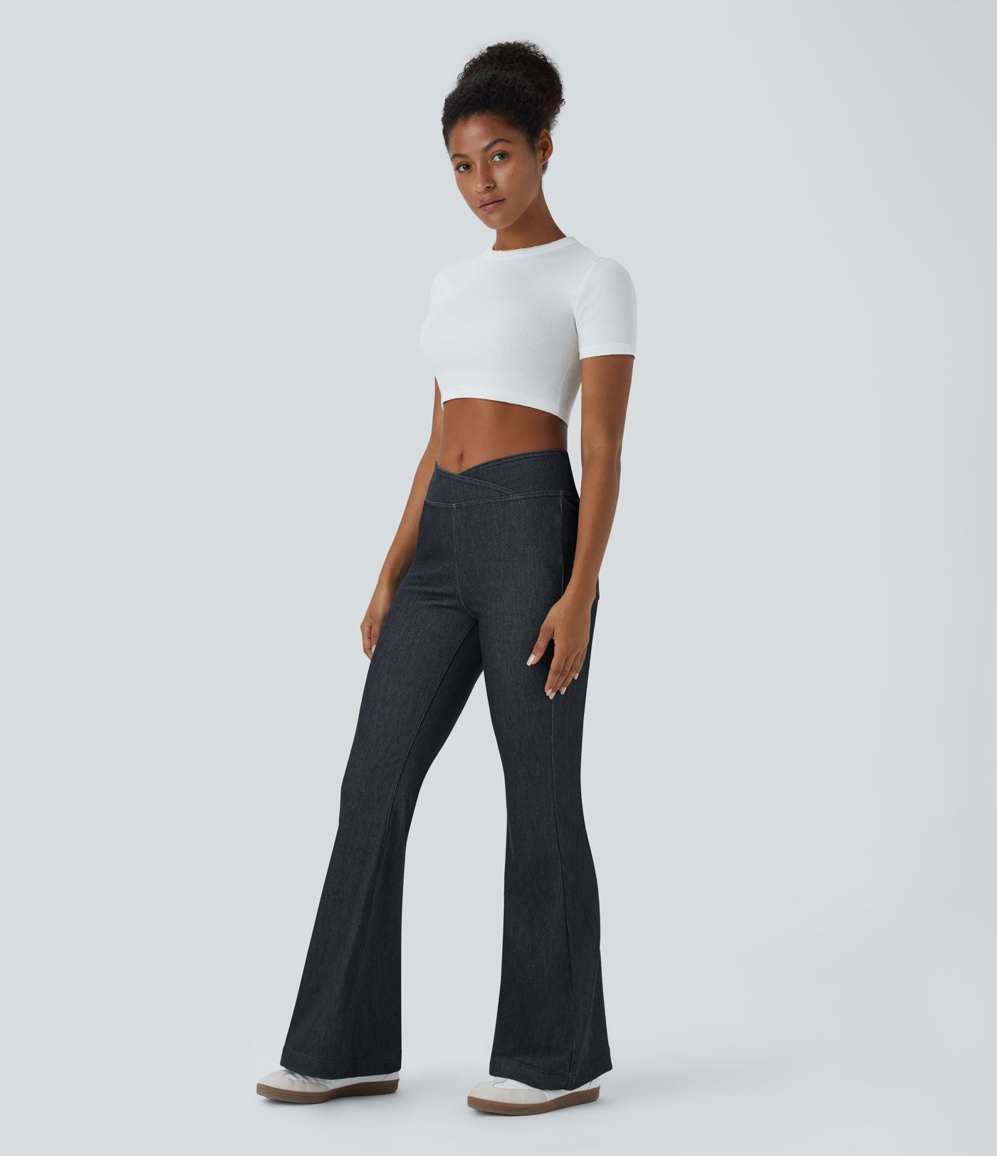 Halara Flex™ Jean Évasé Casual en Tricot Stretch Taille Haute avec Dos Croisé et Poches