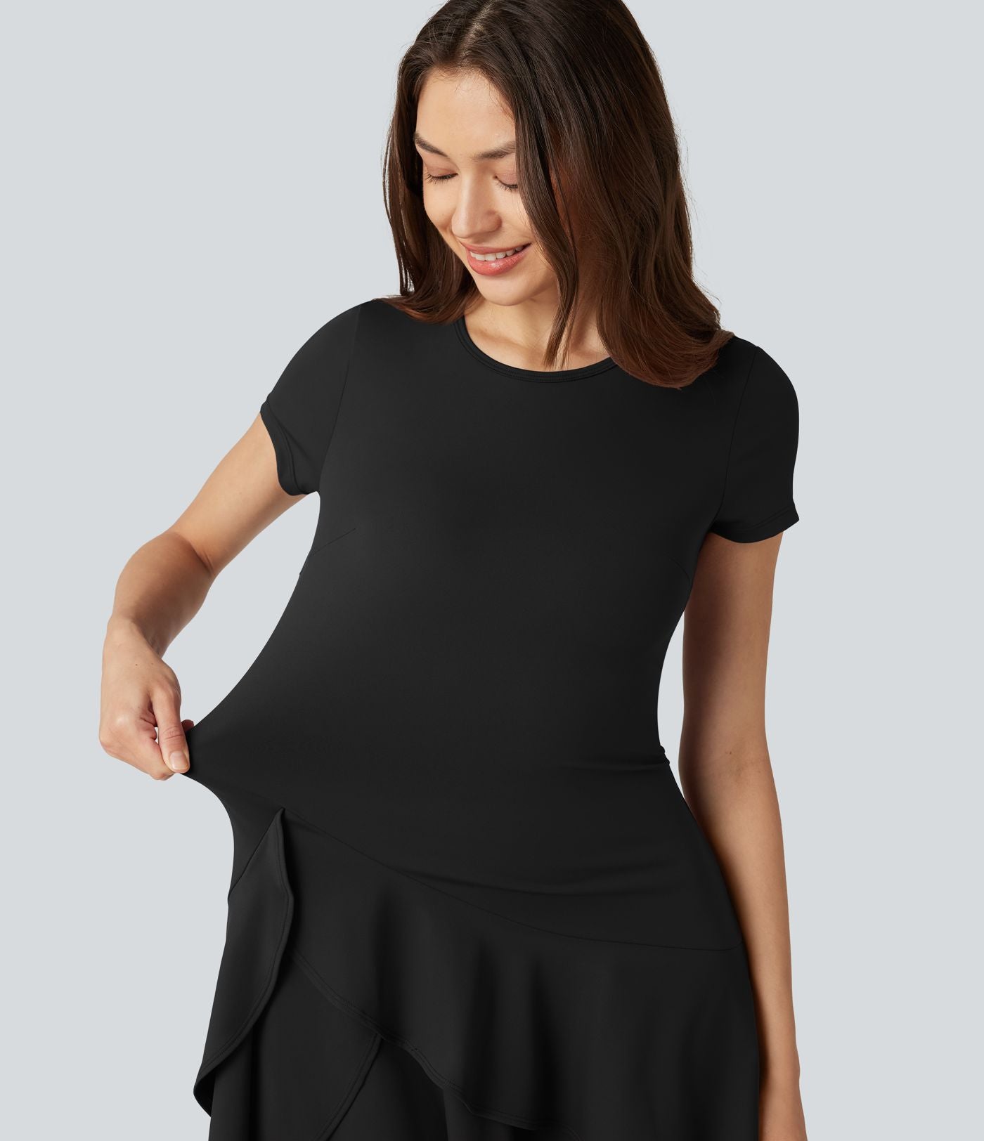 Robe mini décontractée SoftlyZero™ Airy col rond, manches courtes, ourlet à volants étagés, à effet frais InstantCool