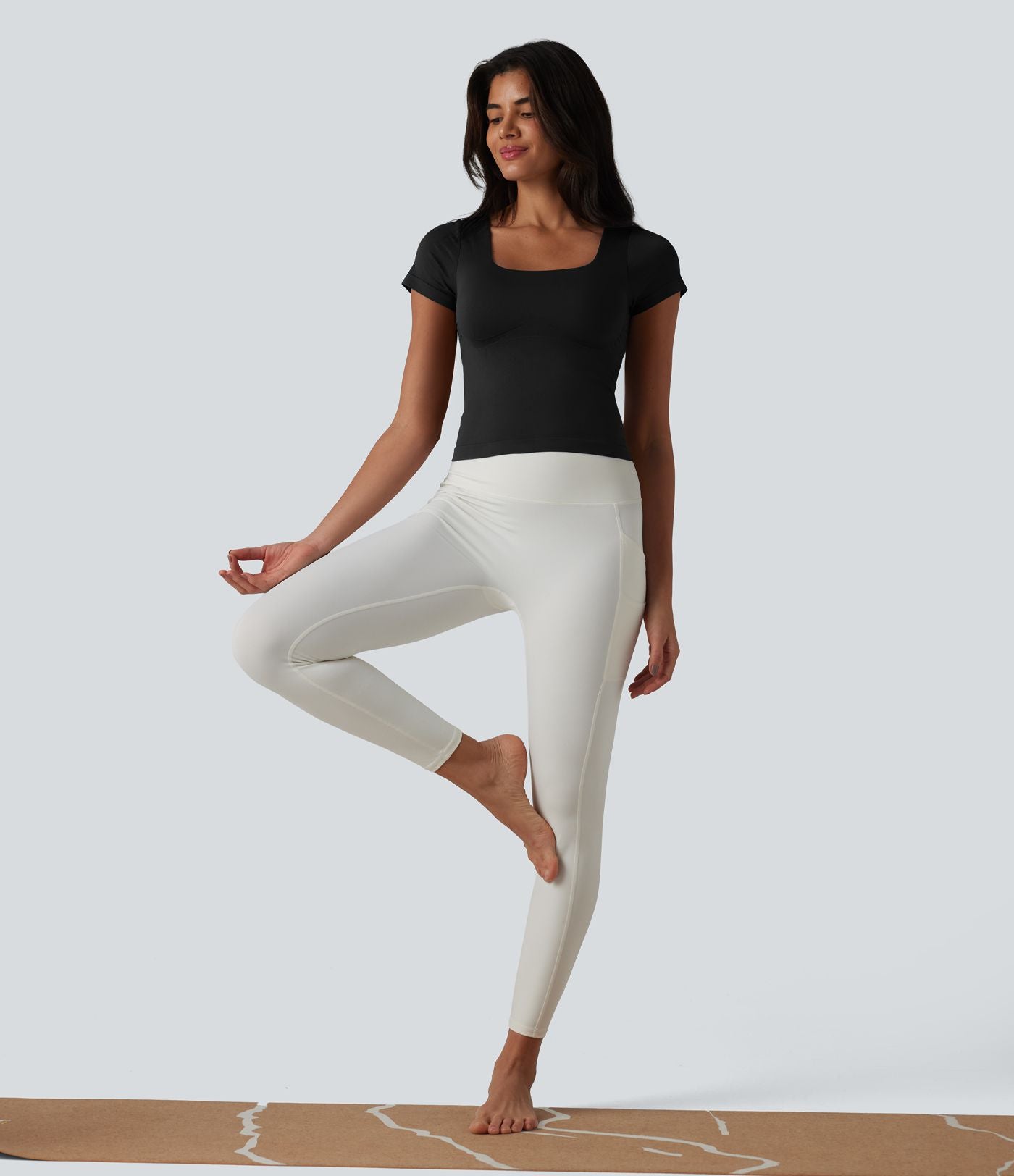 OneForm Haut de sport de yoga sans coutures col carré manches courtes soutien-gorge intégré