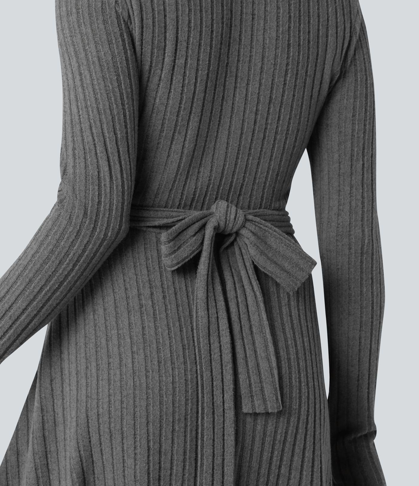 Robe côtelée ceinturée col rond manches longues avec poches