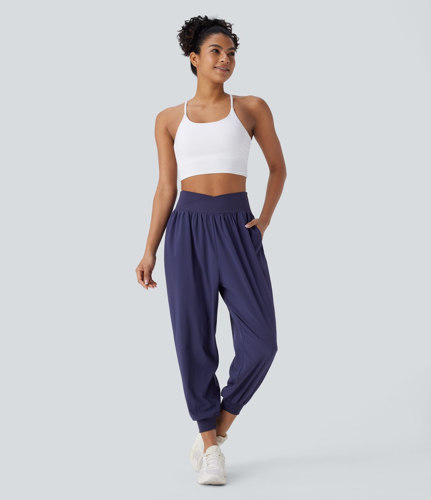 Pantalon de yoga croisé taille haute à séchage rapide Breezeful™ avec poches latérales