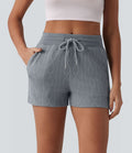 Short casual 7,5 cm en maille torsadée taille mi-haute, cordon de serrage et poches