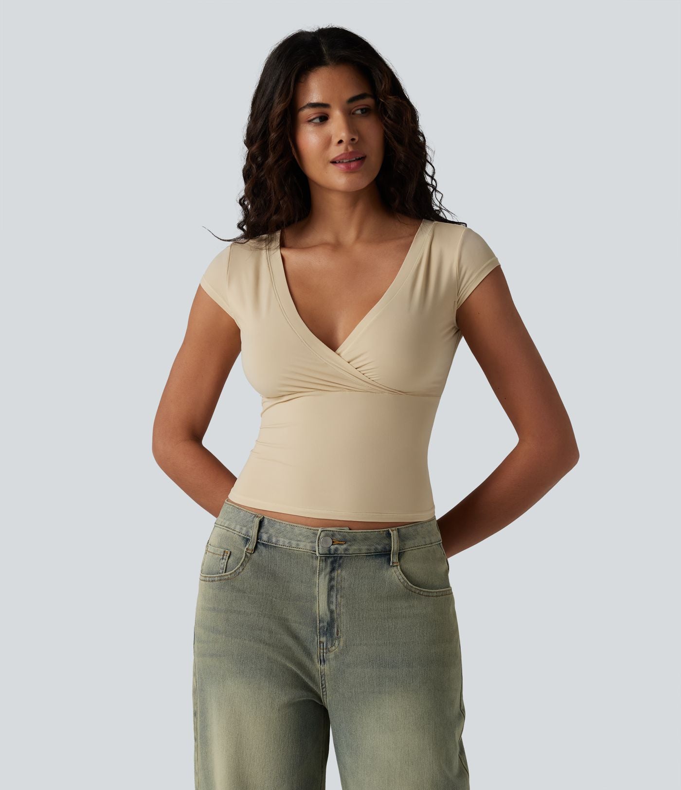 T-shirt décontracté ultra-ajusté col V manches courtes extensible et doux pour la peau
