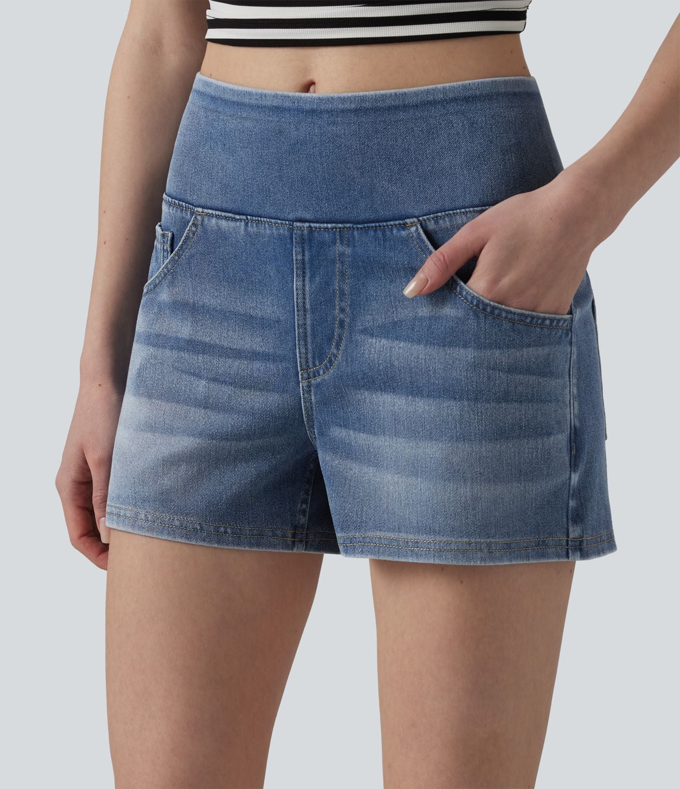 Halara Flex™ Short décontracté en denim lyocell délavé taille mi-haute drapé 9 cm avec poches