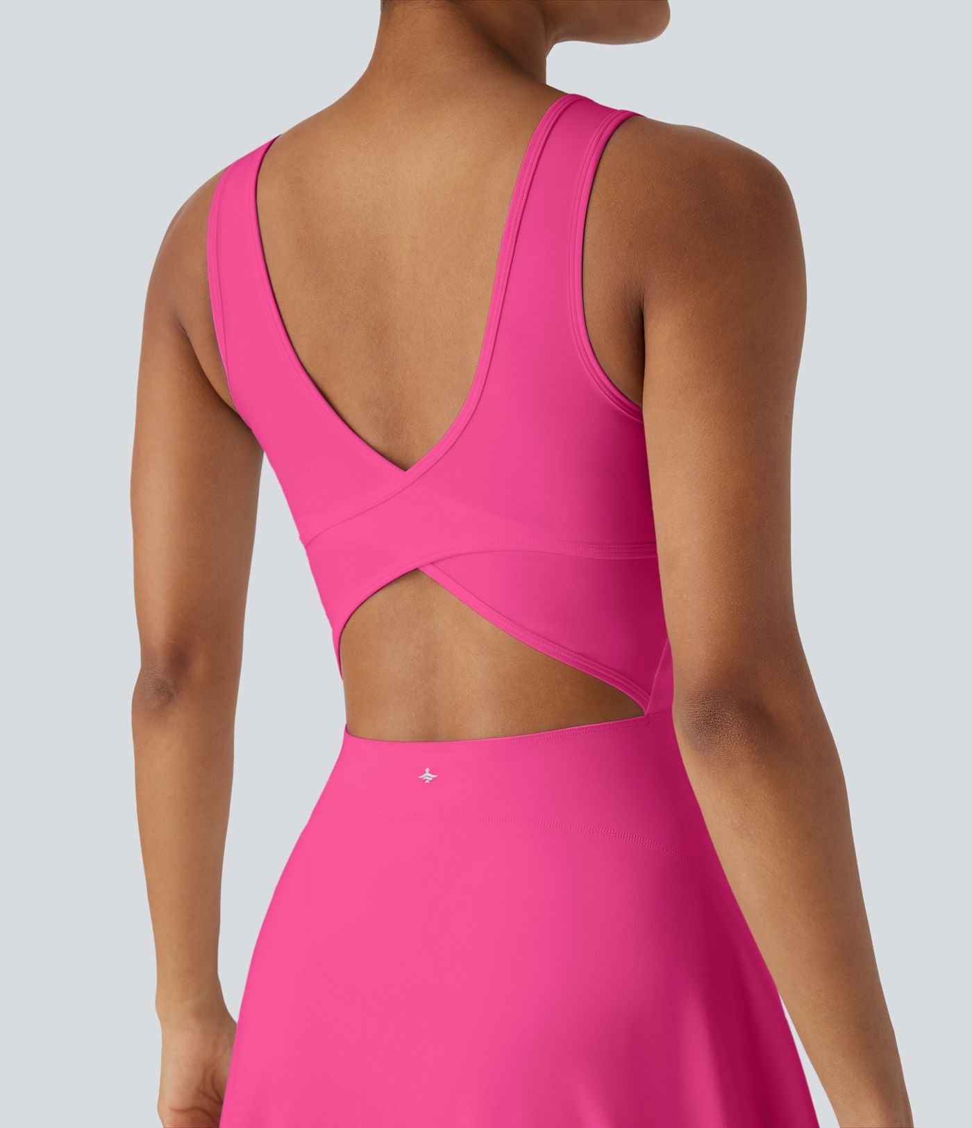 Softlyzero™ Airy Robe Sport de danse courte 2-en-1 avec dos nu croisé, encolure en U et poches latérales