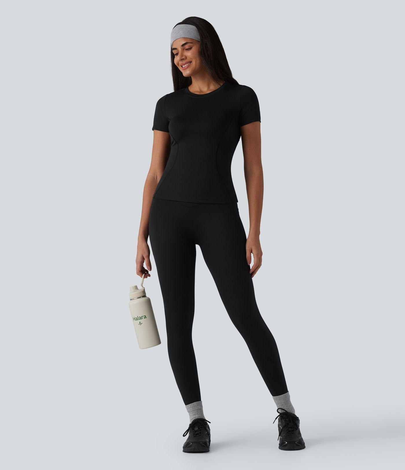 Haut de sport yoga SoftlyZero™ Airy col rond manches courtes mesh contrastant effet frais InstantCool, protection solaire UPF50+
