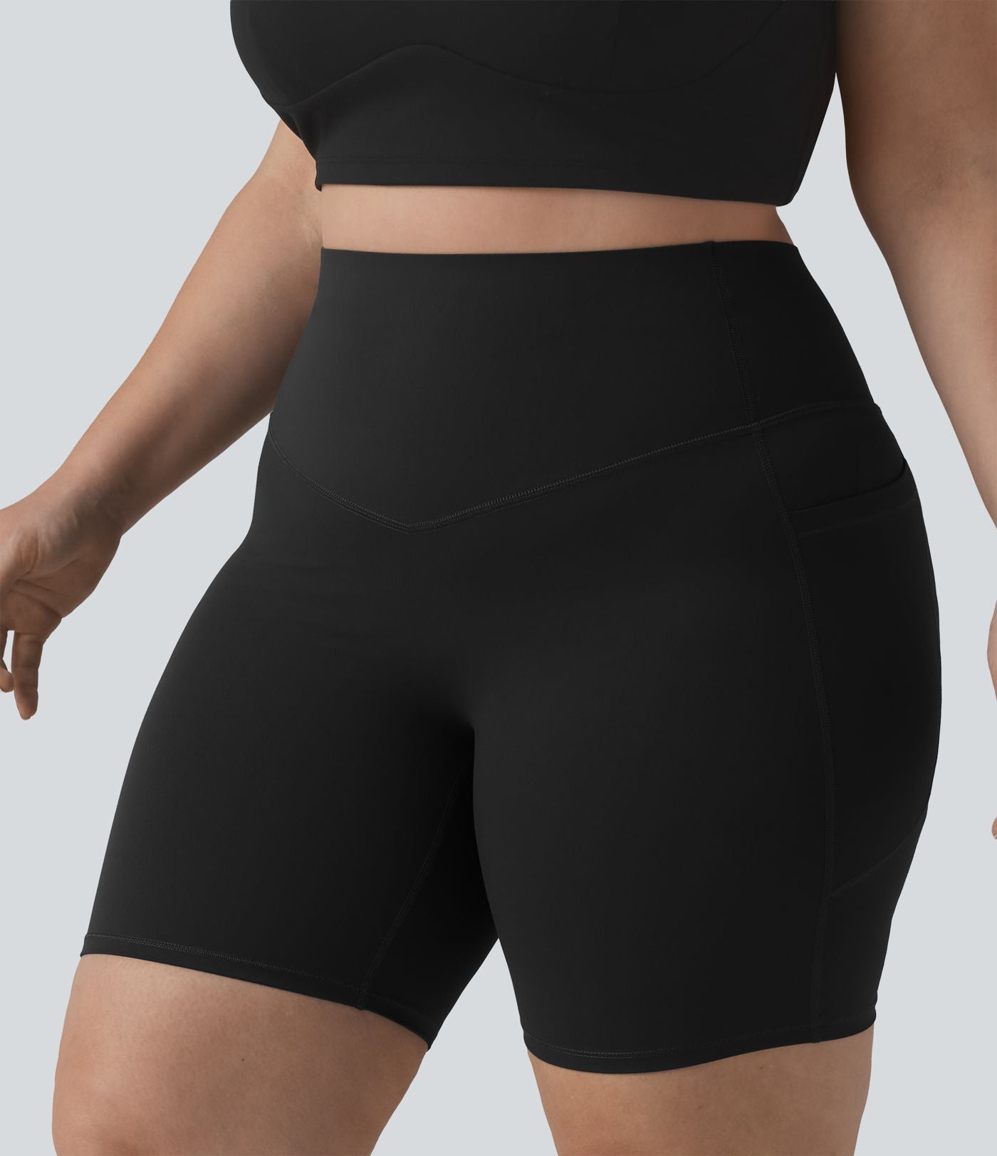 Short cycliste grande taille Halara UltraSculpt™ 17,5 cm avec poches, effet push-up fessier et ventre plat