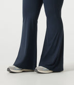Legging flare évasé gainant grande taille Halara UltraSculpt™ taille haute, effet push-up fessier avec poches