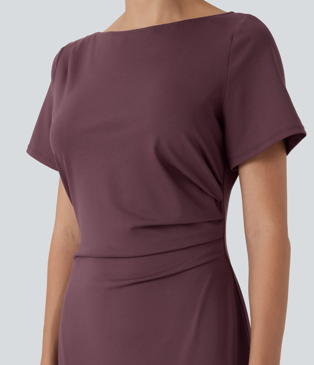 Robe tailleur mi-longue moulante manches courtes froncée